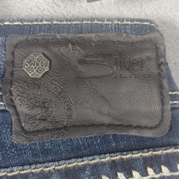 Silver Jeans Tuesday Women's Bootcut Jeans W27 L31Size 6 Dark Wash Embroidered - Picture 12 of 16